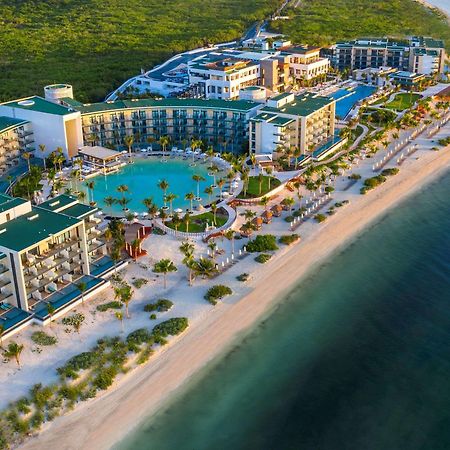 Haven Riviera Cancun (Adults Only) Alfredo V. Bonfil Eksteriør bilde Aerial view of the resort