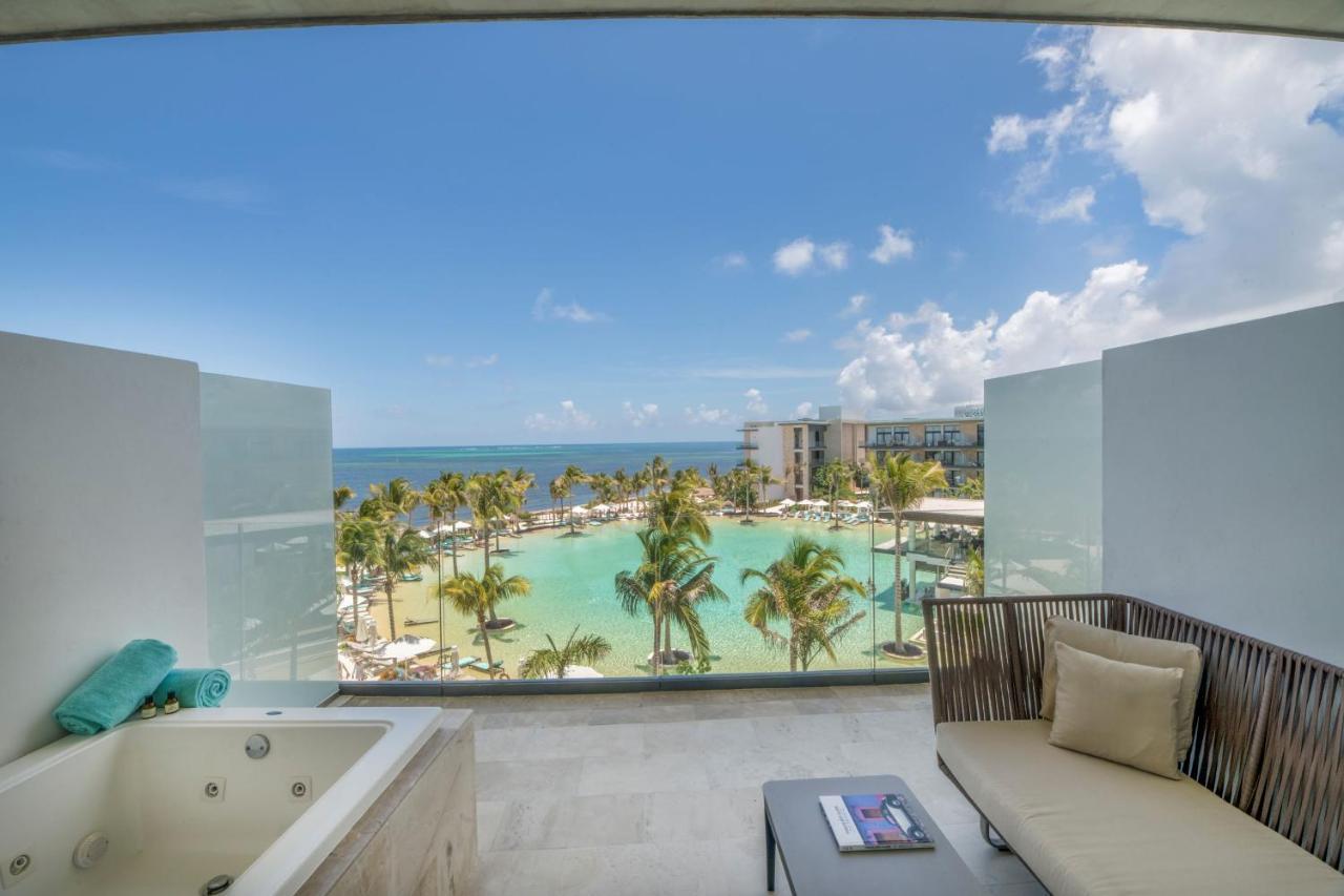 Haven Riviera Cancun (Adults Only) Alfredo V. Bonfil Eksteriør bilde View from a suite at the Grand Palladium Hotel