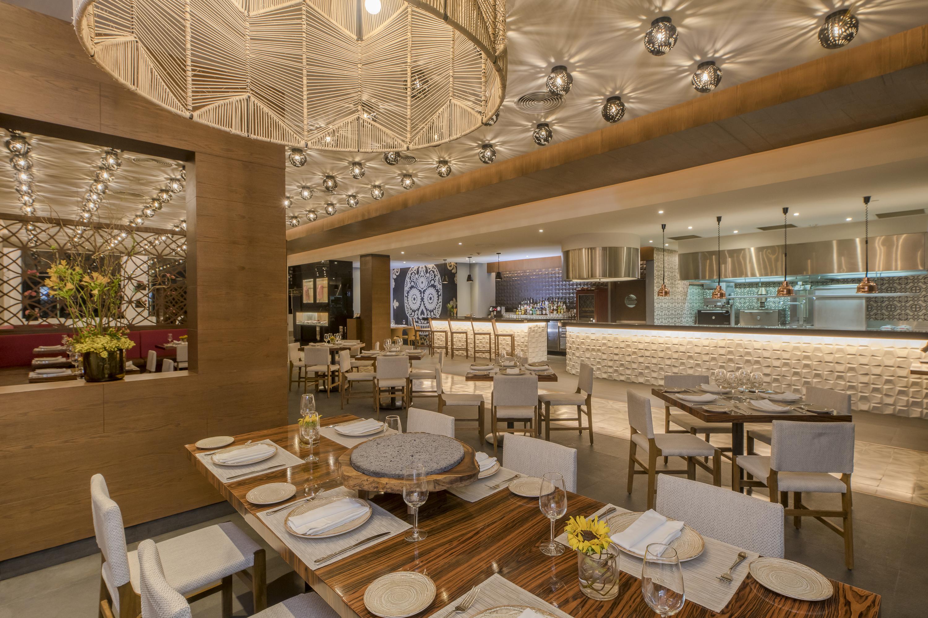 Haven Riviera Cancun (Adults Only) Alfredo V. Bonfil Eksteriør bilde The interior of the restaurant